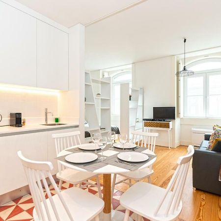 Modern Apartment In The Historical Center Лісабон Екстер'єр фото
